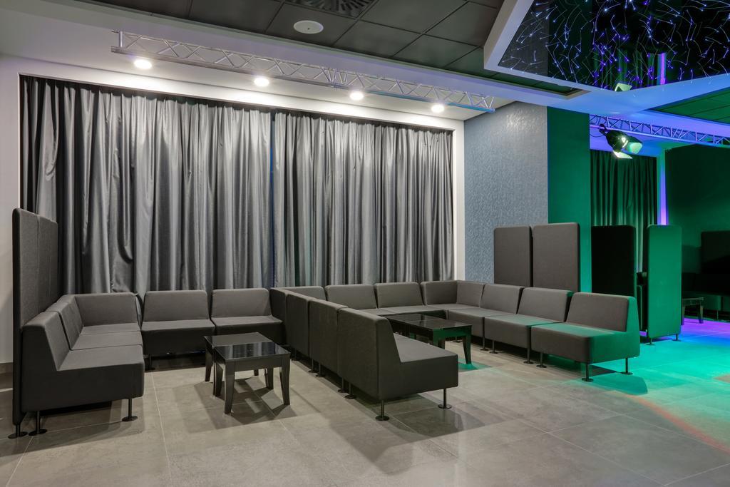 Ibis Styles Nowy Sacz Hotell Eksteriør bilde